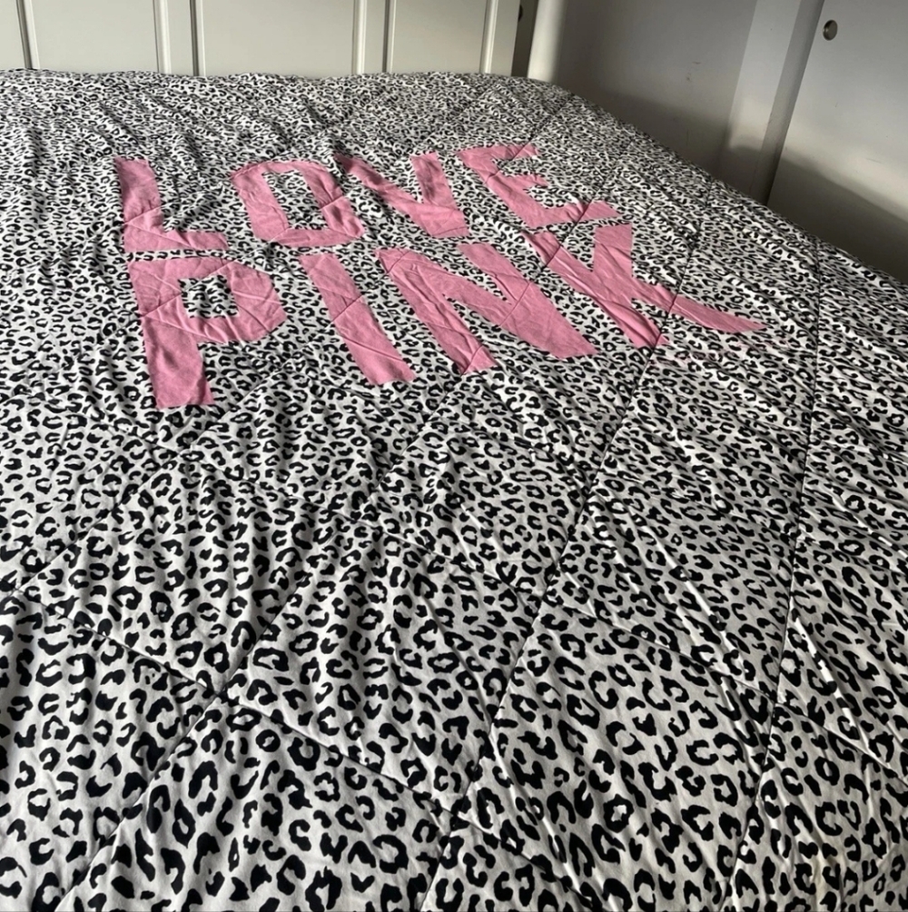 Pink Victoria Secret Comforter QUEEN Leopard Cheetah RARE HTF